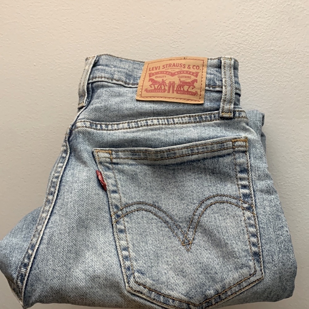 Levi Wedgie Straight jeans